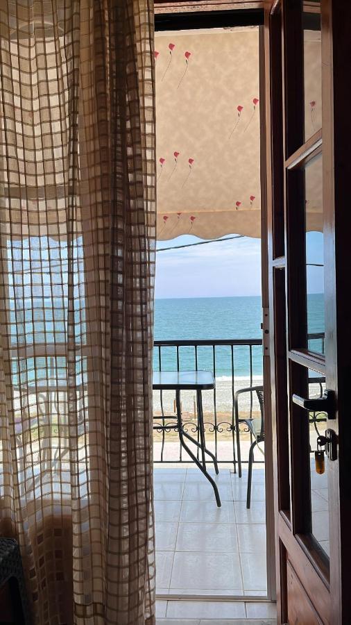 Eleni Antonouli Rooms Kokkino Nero Bagian luar foto