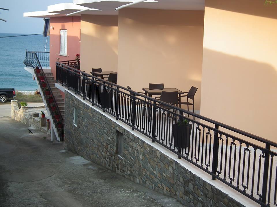 Eleni Antonouli Rooms Kokkino Nero Bagian luar foto