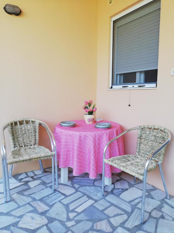 Eleni Antonouli Rooms Kokkino Nero Bagian luar foto